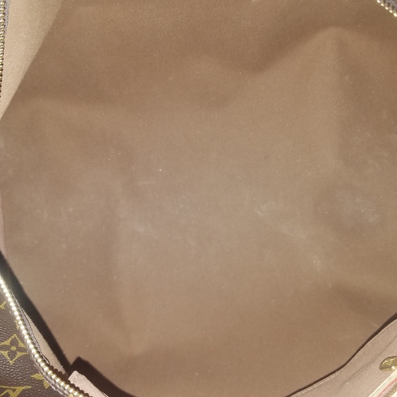 LV Speedy 40 (Authentic) - Picture 4 of 8